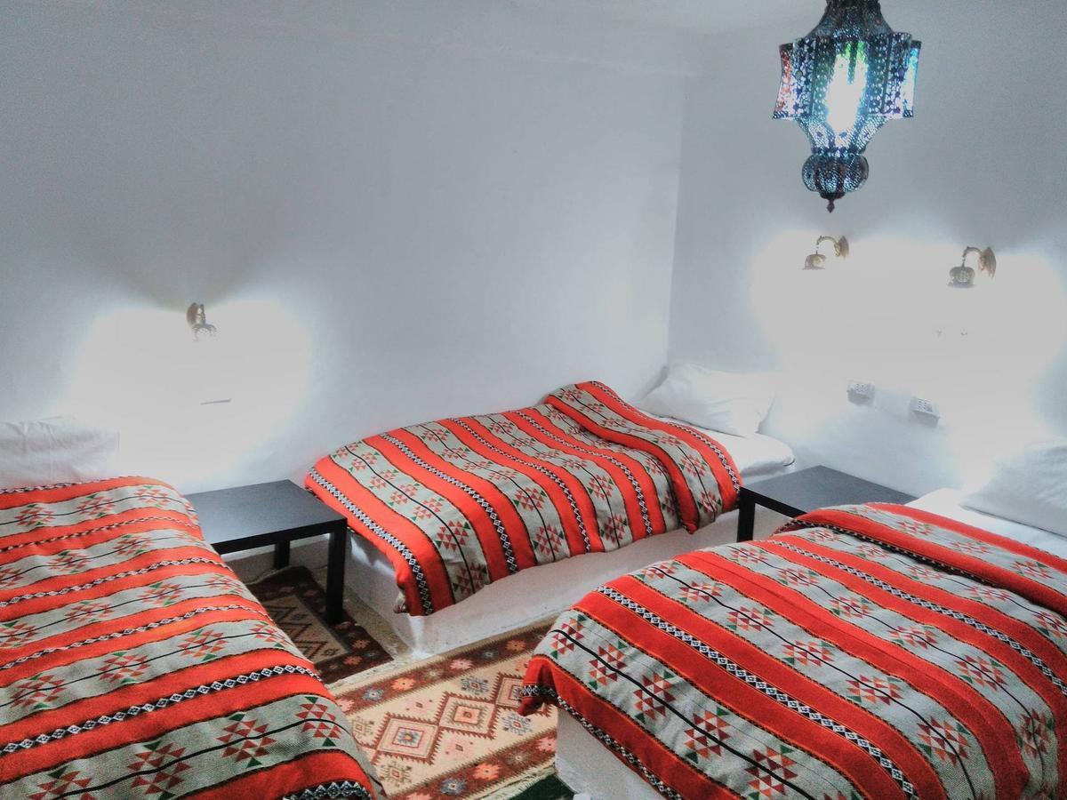 Petra Bedouin Bed&Breakfast Bed and Breakfast Wadi Musa Esterno foto