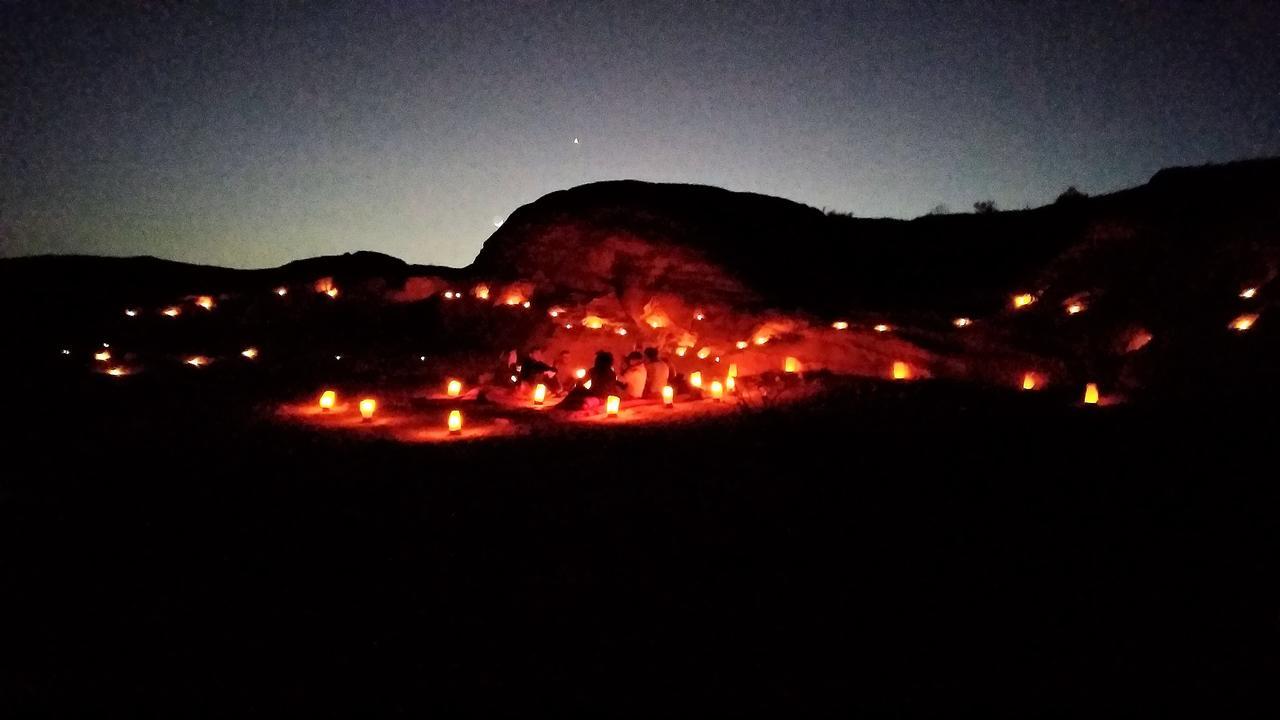 Petra Bedouin Bed&Breakfast Bed and Breakfast Wadi Musa Esterno foto